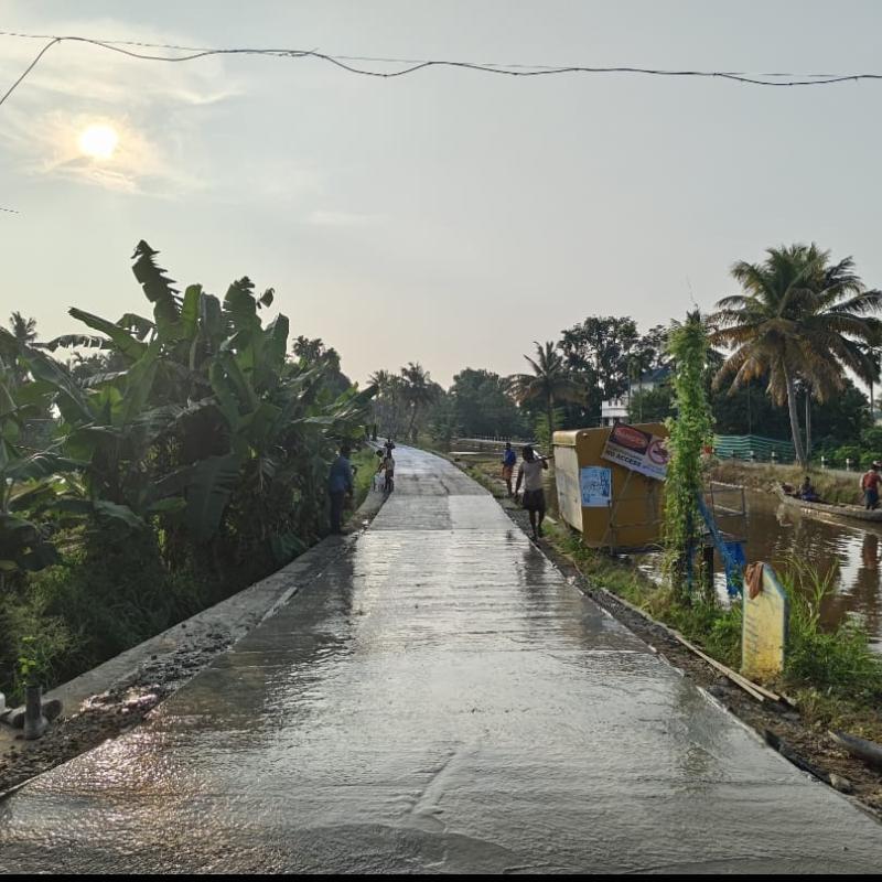 Footpath Thottuvila First Bridge to Aattutheeram Road: M30 short panel completed
